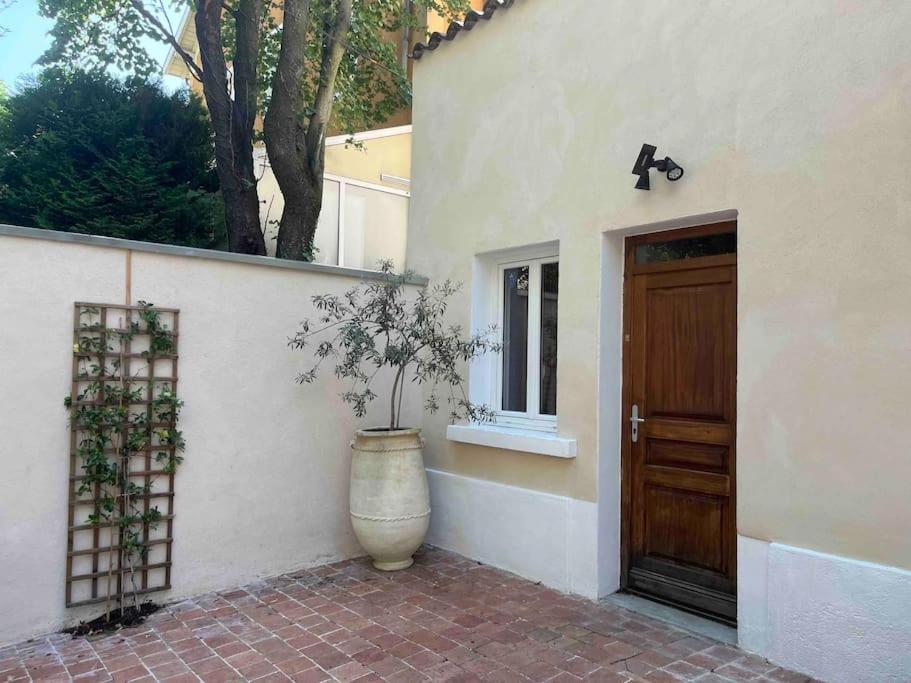 Studio Close Fourviere Very Quiet & Small Terrace Apartment Lyon Ngoại thất bức ảnh